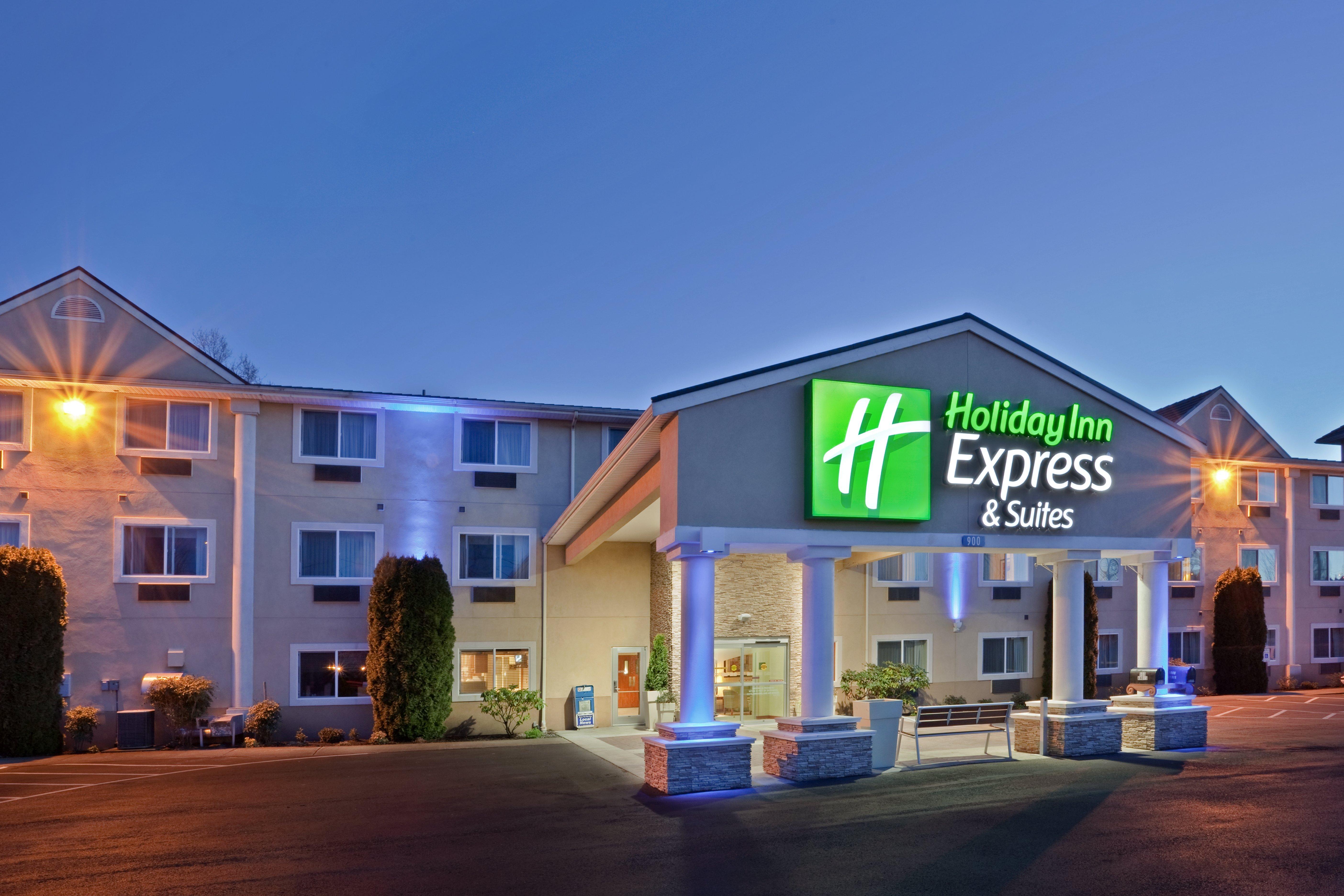 Holiday Inn Express Hotels & Suites Burlington, An Ihg Hotel Ngoại thất bức ảnh